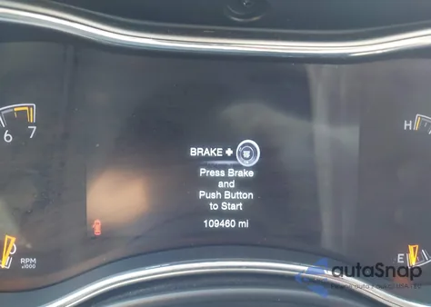 2018 Jeep Grand Cherokee Laredo E 4X4 из США, поврежденный, VIN 1C4RJFAGXJC377681